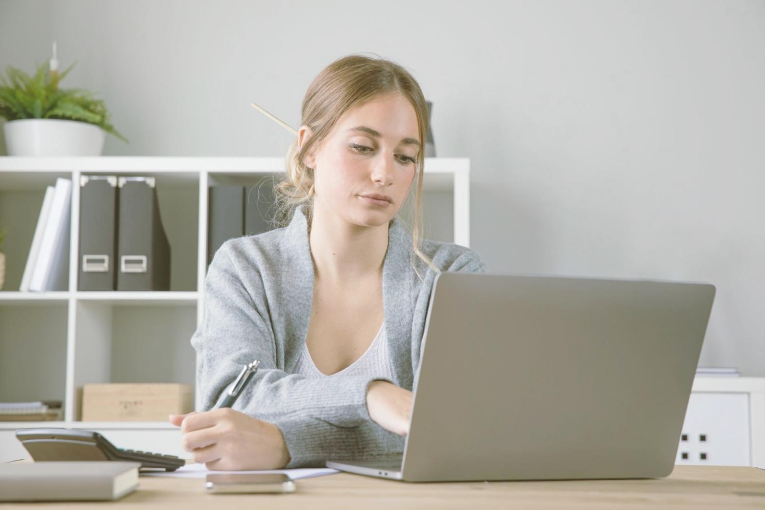 Professional financial planning consultation showing investment portfolio analysis and long-term wealth building strategies
